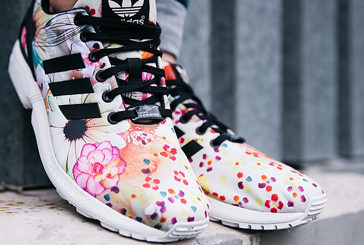 adidas sneaker mit blumenmuster
