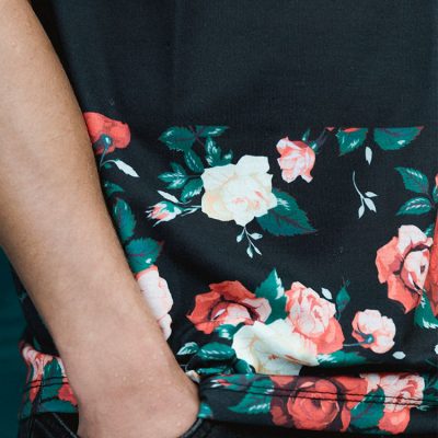 Criminal Damage Shirt mit Camo Muster und Blumenmuster