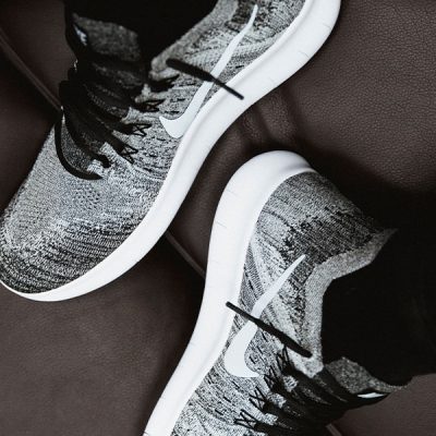 Free RN Flyknit 2017 in schwarz_weiße Sohlen Details