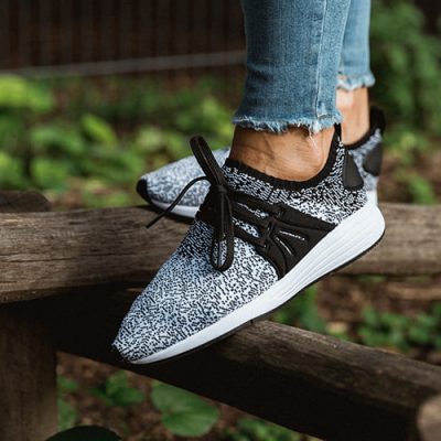 Project Delray schwarz weiß gesprenkelt