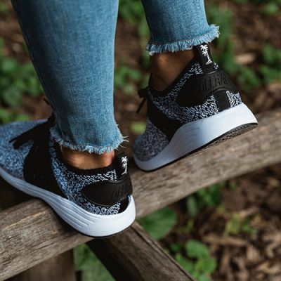 Project Delray schwarz weiß gesprenkelt_Fersenbereich