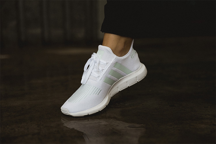 adidas swift run weiß damen