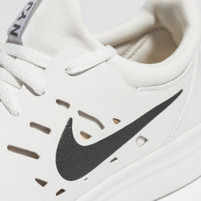 Nike Swoosh